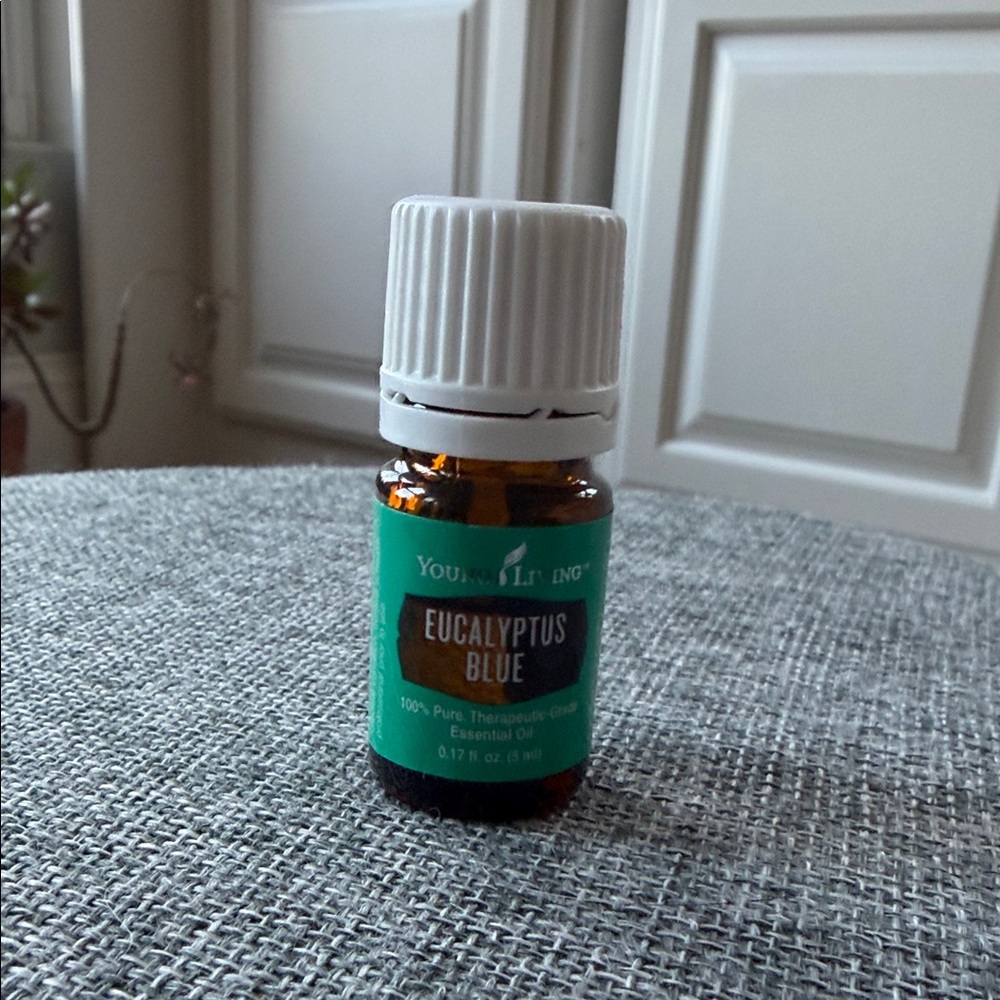 Young Living 5ml Eucalyptus Blue Oil with White Cap